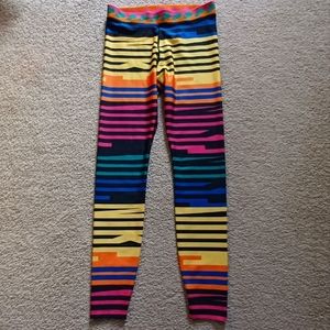 EUC Nike Bright Printed Sportswear Leggings - Women's Size Small